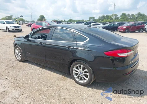 2019 Ford Fusion Hybrid Sel z USA, uszkodzony, nr VIN 3FA6P0MU4KR221161